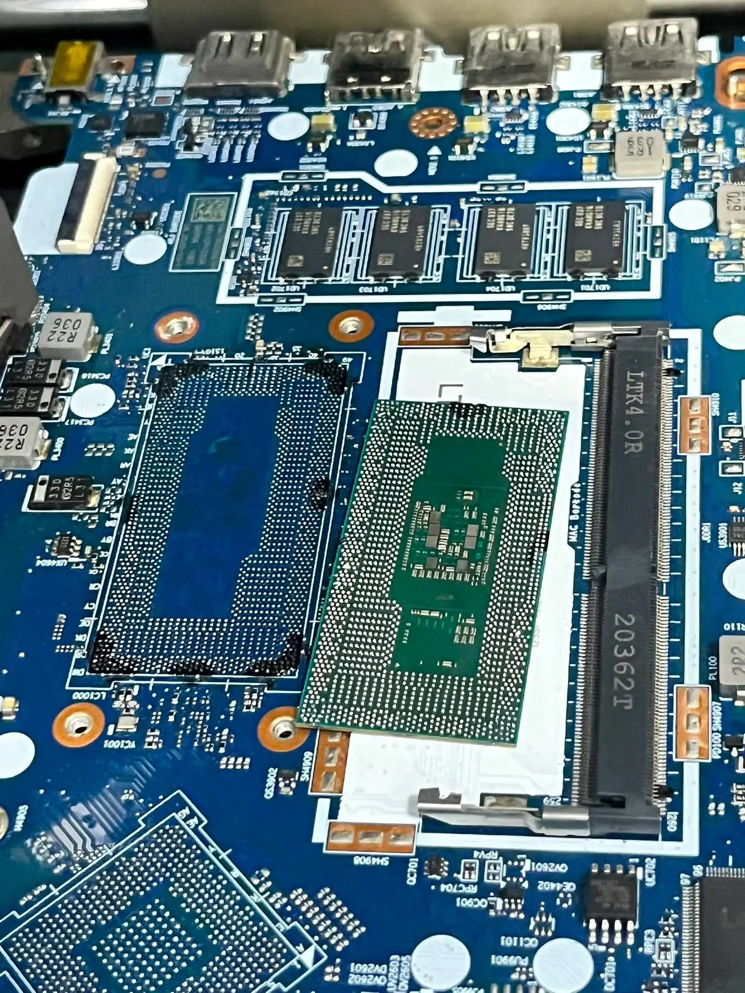 Lenovo ideapad 3